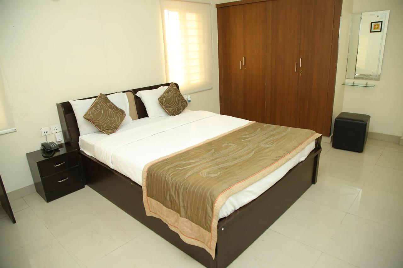 Skyview Suites Hyderabad Exterior foto