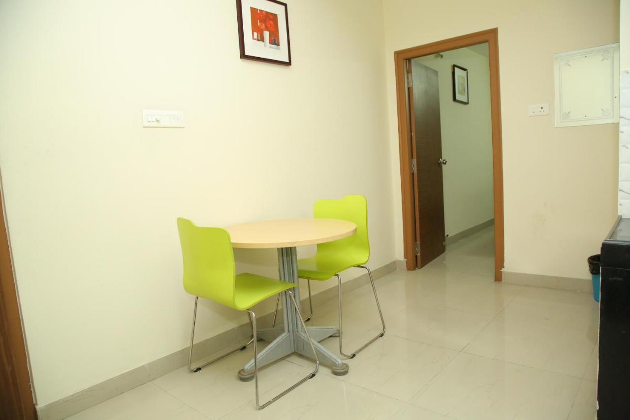 Skyview Suites Hyderabad Exterior foto